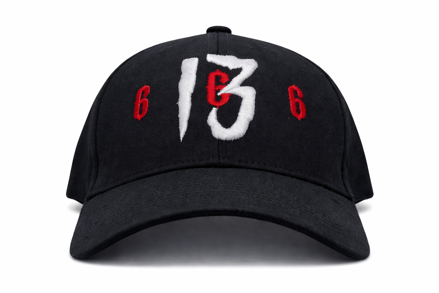 Gorra Número 13 en Bordado 3D y Número 666 en Bordado Normal